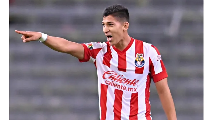 Ángel Zaldivar anotó en la victoria de Chivas.