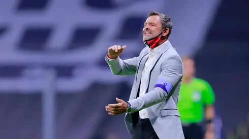 Diego Cocca lanza mensaje a los directivos.