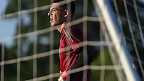 David Ochoa en entrenamiento con la selección mayor de México.