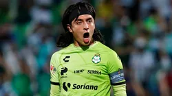 Carlos Acevedo, portero de Santos Laguna.