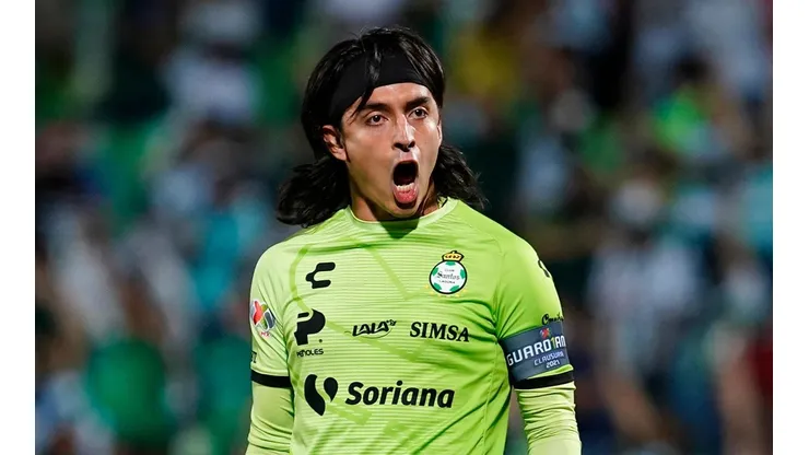 Carlos Acevedo, portero de Santos Laguna.
