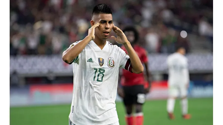 Efraín Álvarez tuvo sus primeros minutos en torneo oficial con el Tricolor mayor.