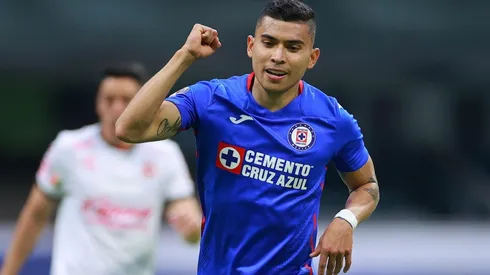 Orbelín Pineda podría partir rumbo a Europa.