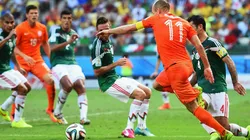 No era penal de Márquez sobre Robben.