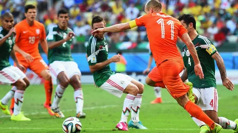 No era penal de Márquez sobre Robben.