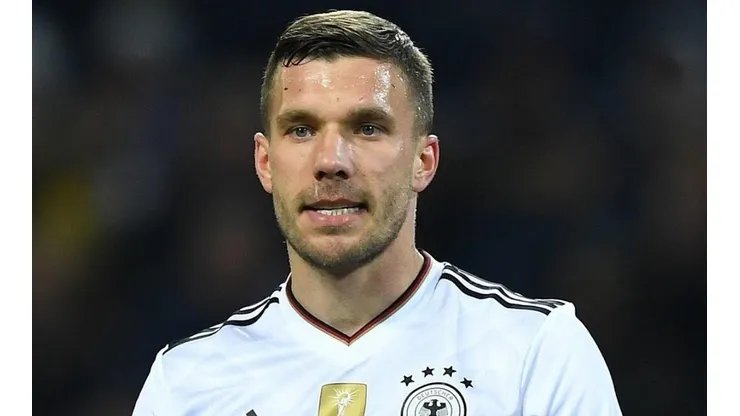 Lukas Podolski no irá a Querétaro.