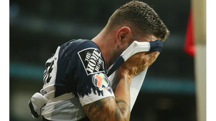 Vincent Janssen no tiene pronóstico del tiempo de recuperación.