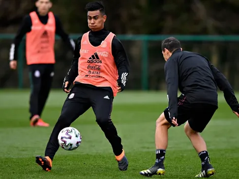 Chicharito considera a Efraín Álvarez como un diamante que debe brillar en la selección mexicana