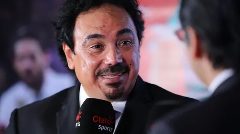 Hugo Sánchez enfurecido por el llamado del Rogelio Funes Mori. (Imago 7)