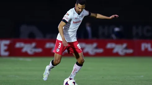 Raúl López renovó contrato con Toluca.