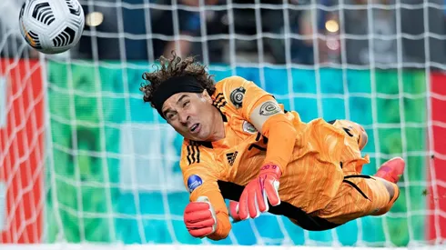 Guillermo Ochoa es el tercer jugador mexicano con más presencias en la Copa Oro.