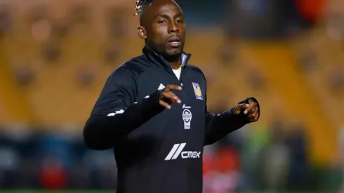 La novia de Julián Quiñones revela cuál será el próximo destino del jugador