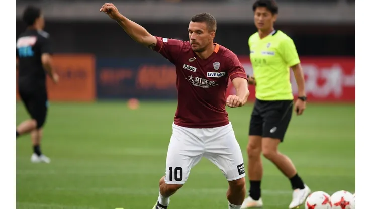Podolski nuevo jugador de Querétaro.