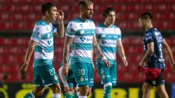 Comienzan los movimientos en el mercado de Santos Laguna. (Imago 7)