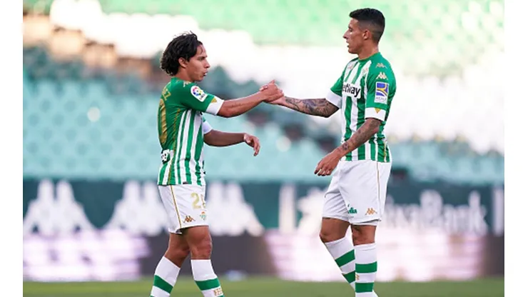 Monterrey le apuntó a otro jugador del Betis en busca de su fichaje estrella