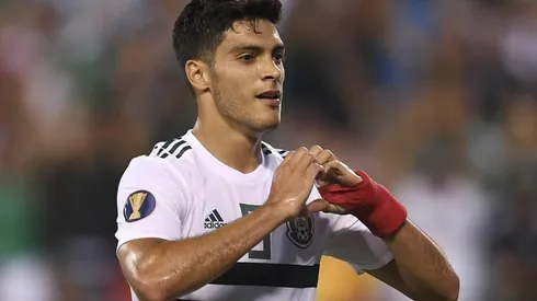 Raúl Jiménez apuntó contra el arbitraje de EEUU vs. México.
