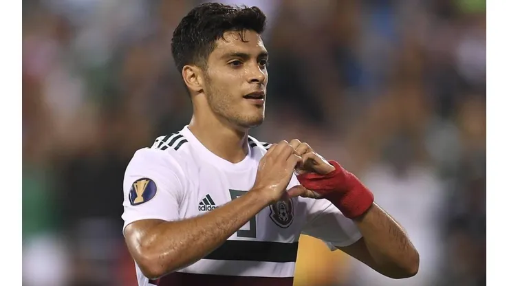 Raúl Jiménez apuntó contra el arbitraje de EEUU vs. México.