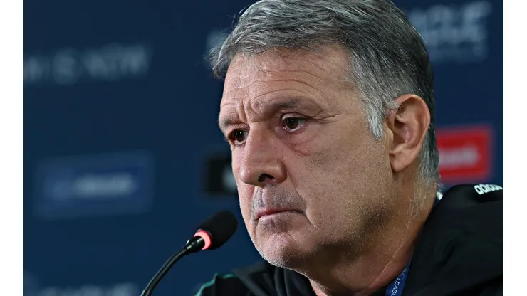 Martino enojado en conferencia de prensa.
