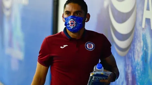 Duro castigo al comisario que se peleó con Corona.