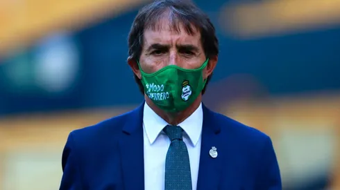 Guillermo Almada, entrenador de Santos Laguna en la Liga MX. (Imago 7)
