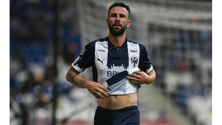 Layún regresa a América.