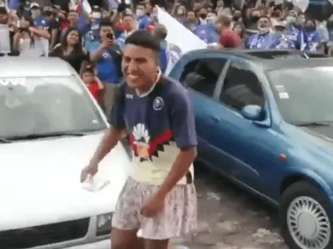 VIDEO: Aficionado con playera del América y falda en el hotel de Cruz Azul