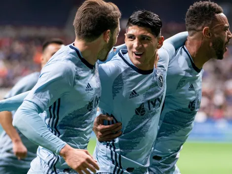 Alan Pulido volvió a anotar y llega entonado al Tri