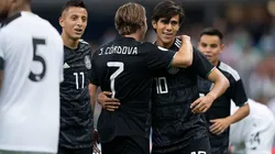 José Juan Macías y Sebastián Córdova, seguidos por la Bundesliga