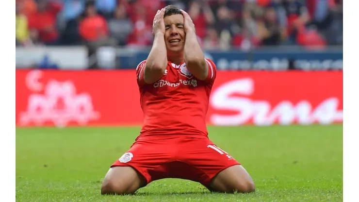 Tigres UANL estaría dispuesto a negociar por Leonardo Fernández