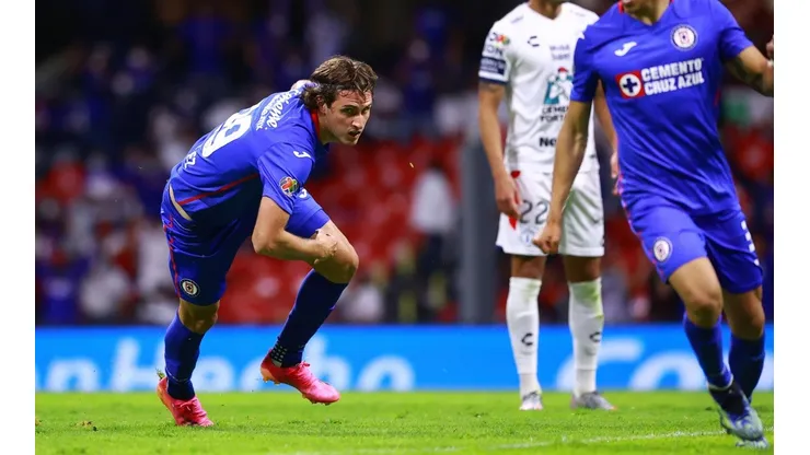 Santiago Giménez acercó a Cruz Azul a la gran final de Liga MX