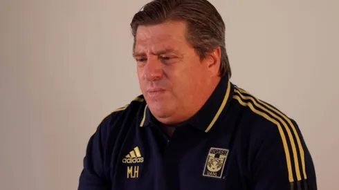 Miguel Herrera dio su primera conferencia de prensa como DT de Tigres. (Tigres YouTube)