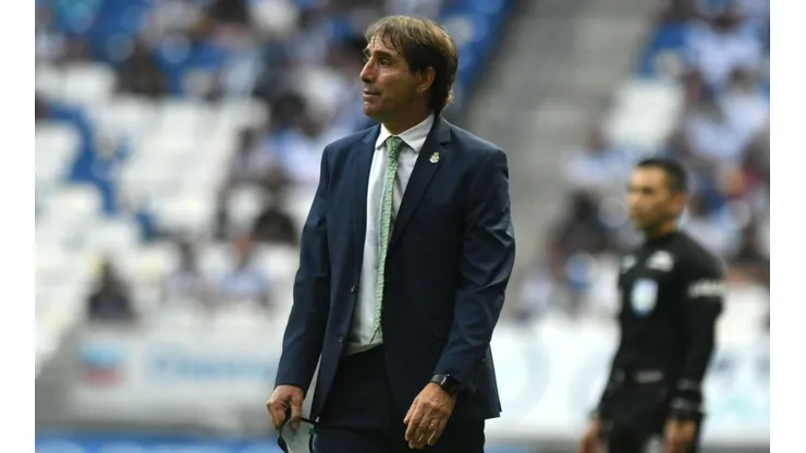 Guillermo Almada, entrenador de Santos Laguna.