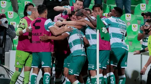 Santos Laguna venció a Rayados por los cuartos de final de la Liguilla.