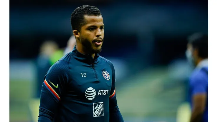 Giovani dos Santos se iría del Club América.