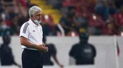 Ricardo Ferretti habló de su salida de Tigres.