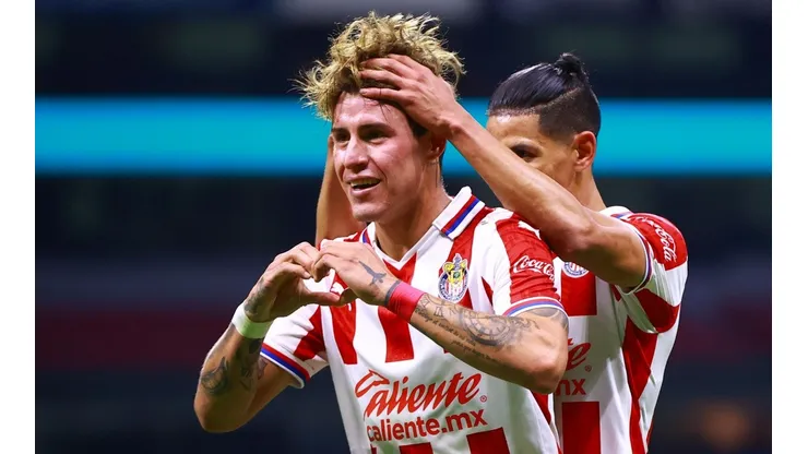Cristian Caderón entre Rayados y Chivas para la siguiente temporada