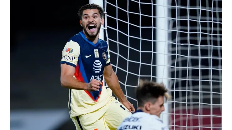 Henry Martín le dio la victoria al América en los últimos minutos (Imago 7)