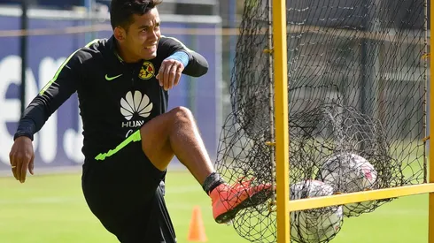 Andrés Andrade, ex América que la rompe en la Libertadores.