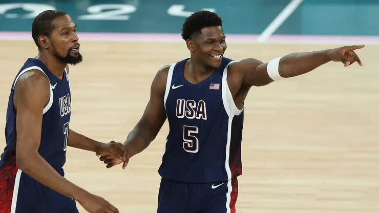 Estados Unidos enfrenta a Serbia.