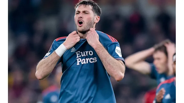 Santiago Gimenez of Feyenoord Rotterdam looks dejected during the UEFA Europa League Quarter-Final second leg match betw