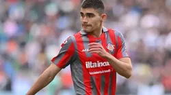 Johan Vásquez y Cremonese van por el batacazo en Turín.