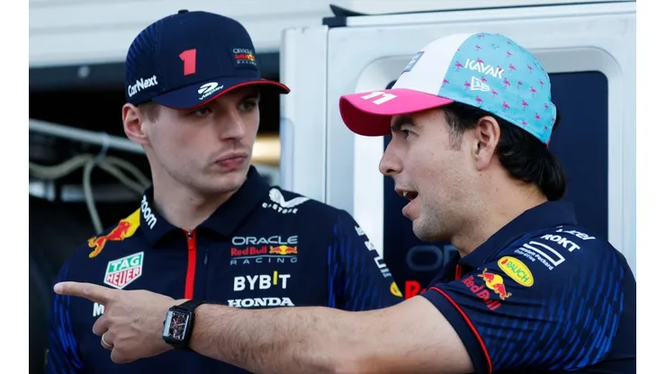 Recadito de Sergio Pérez para Max Verstappen.