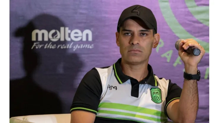 Rafael Márquez durante una conferencia de prensa.