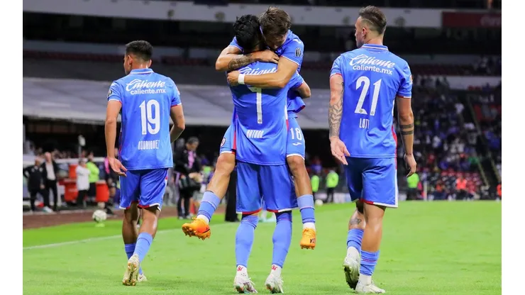 Cruz Azul busca renovar su plantilla