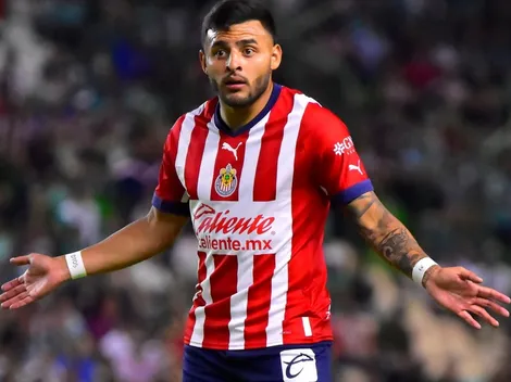 Peláez cuestionó a Alexis Vega, pero lo aconsejó para que trascienda en Chivas