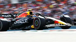 Checo Pérez transitando el Gran Premio ubicado en Austin.