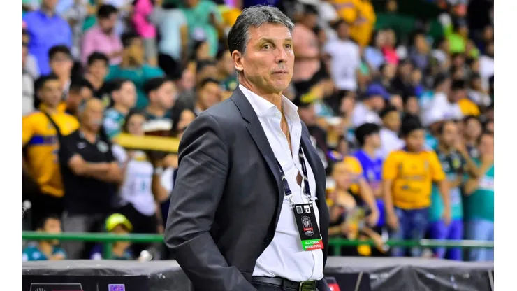 Siboldi defendió a los jugadores de Tigres tras la bronca