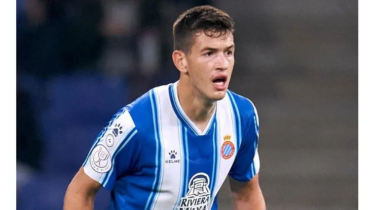 César Montes y Espanyol, en busca de un triunfo impostergable.