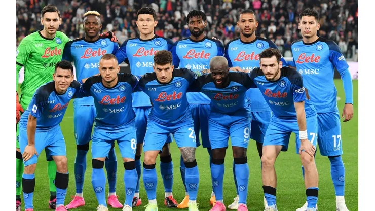Napoli de Chucky Lozano puede ser campeón de la Serie A sin jugar.