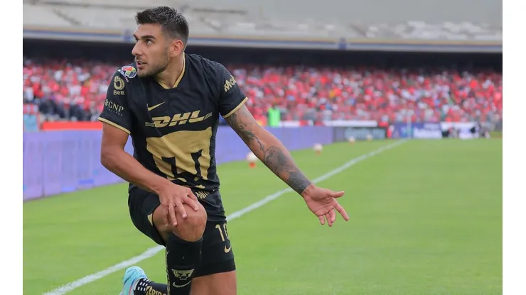 Eduardo Salvio ante Toluca en CU.